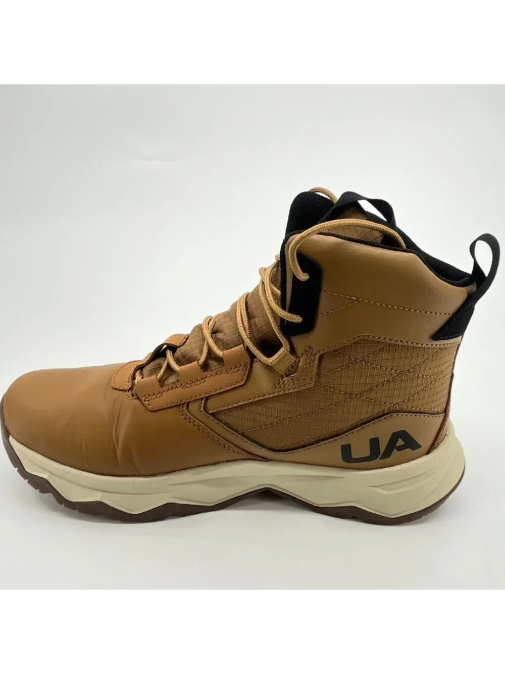 Under Armour Stellar G2 6
